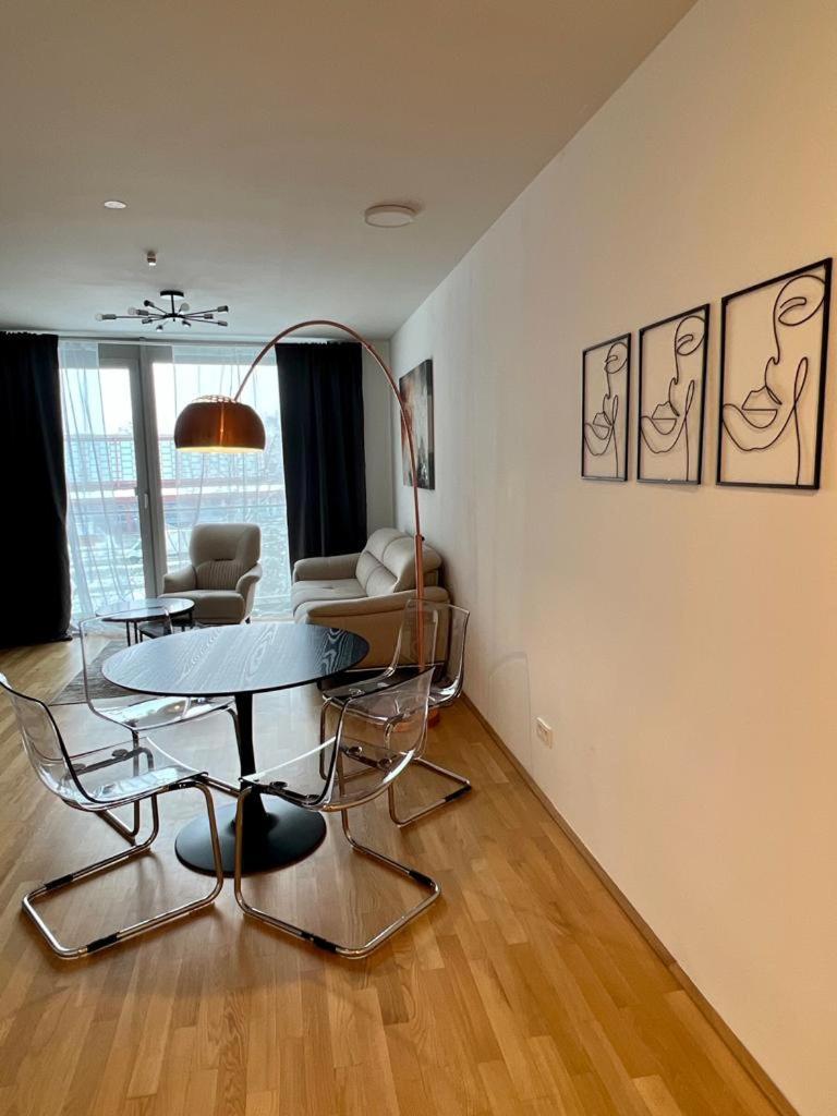 The View 1 Apartment Vienna Exterior photo